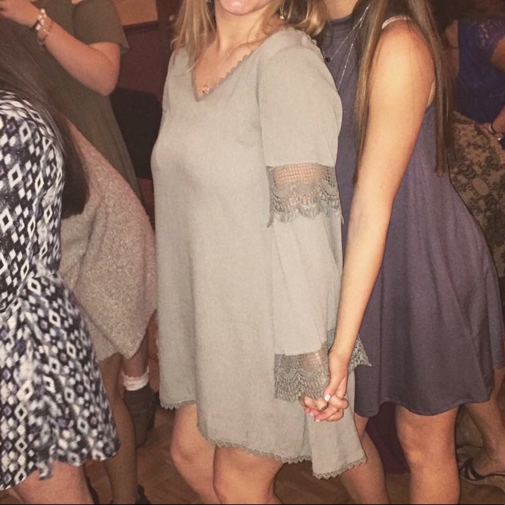 Long sleeve green dress